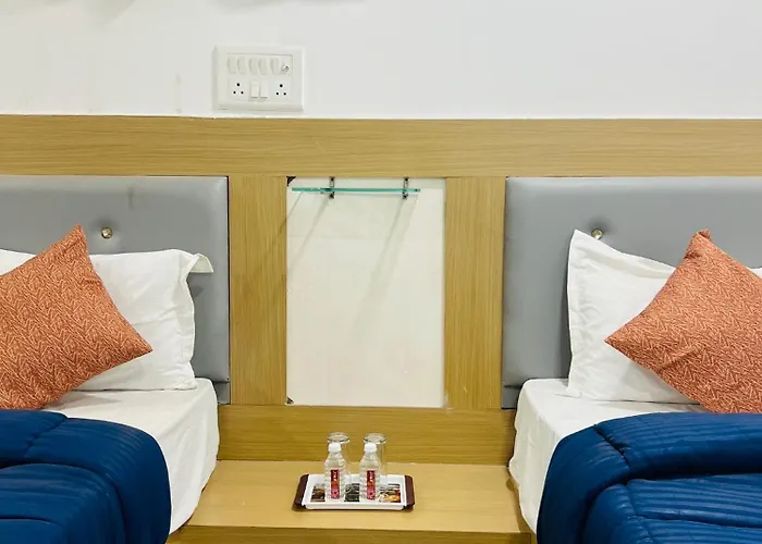 Hotel Jazz & Cabin Stay Mumbai