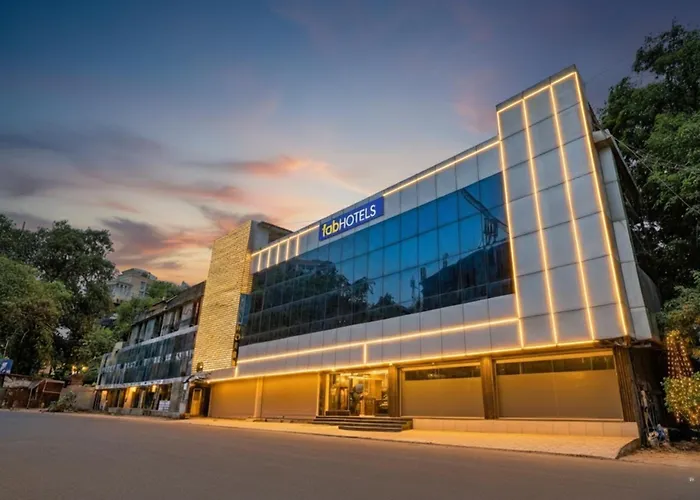 Fabhotel Veera Residency - Nr Airport Mumbai